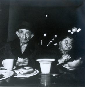 Storekeepers from a candy store on Avenue B (1973) gelatin silver print by Bruce Davidson Collection of the artist, courtesy of the Howard Greenberg Gallery. © Bruce Davidson Magnum Photos. 