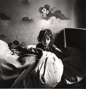 Sarah (Warsaw 1939) photograph by Roman Vishniac © Mara Vishniac Kohn. Courtesy International Center of Photography 
